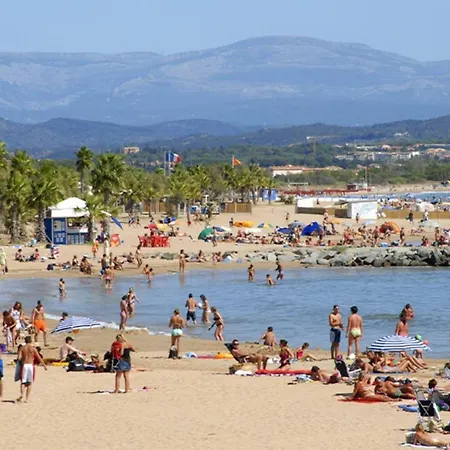 T2 Le Saule Perche, 5p, 500m, Terrace, Park Fréjus